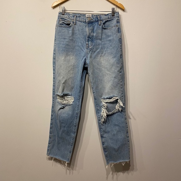 Urban Outfitters Distressed Light Wash Slim Straight High Rise Jeans - Picture 1 of 5